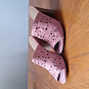 American Eagle Heels